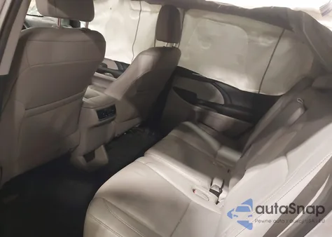 2017 Toyota Highlander Xle z USA, uszkodzony, nr VIN 5TDJZRFH6HS361429